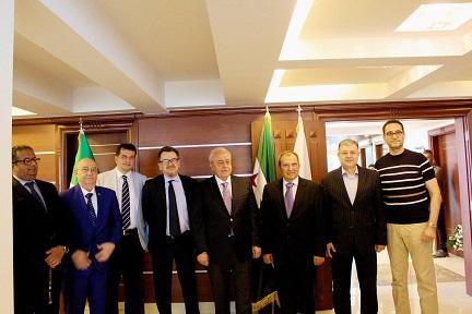غرفة تجارة وصناعة اللاذقية تبحث مع السفير الإيطالي سبل تعزيز التعاون الاقتصادي وتبادل الخبرات